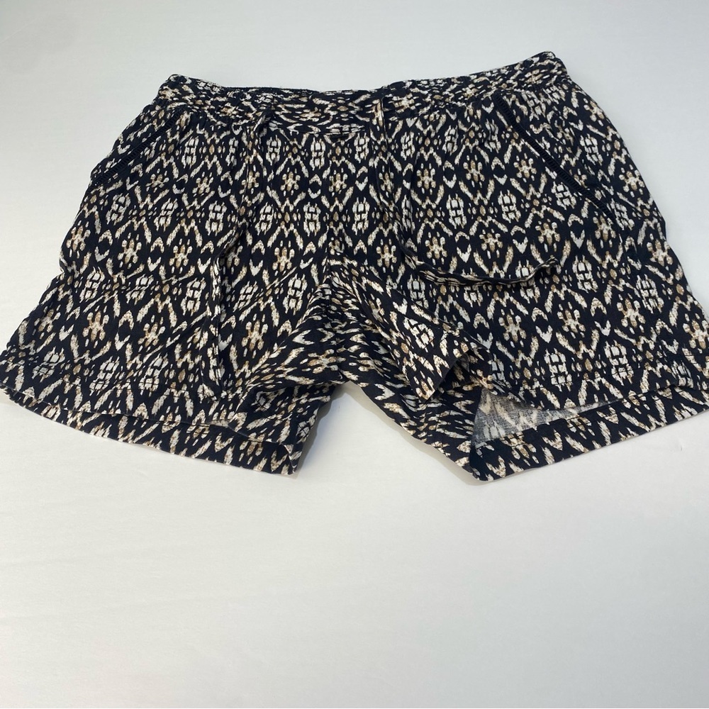Eddie Bauer Black and Tan Patterned Women Shorts